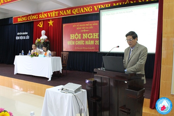 Bệnh viện Da liễu thành phố Đà Nẵng tổ chức hội nghị viên chức năm 2018